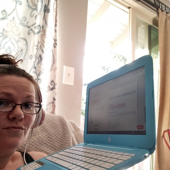 Meet your Posher, Jennifer - Picture 16 of 16